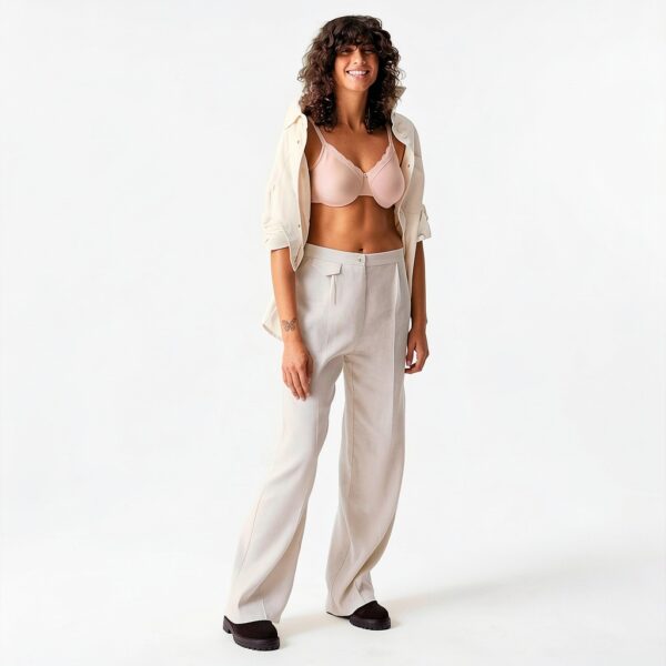 Chantelle Reggiseno Donna Pizzo Ultra Morbido Nero Nude-3